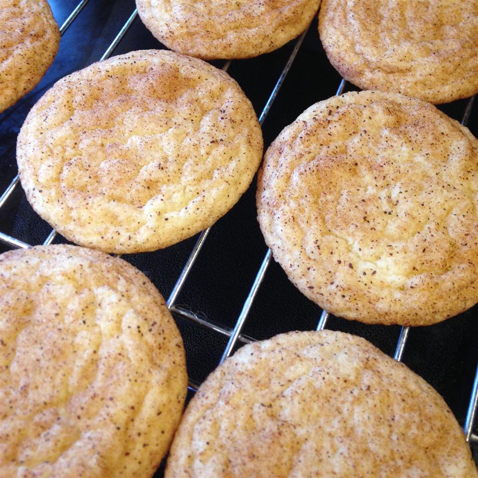 Grandma Ruth’s Snickerdoodle Cookies