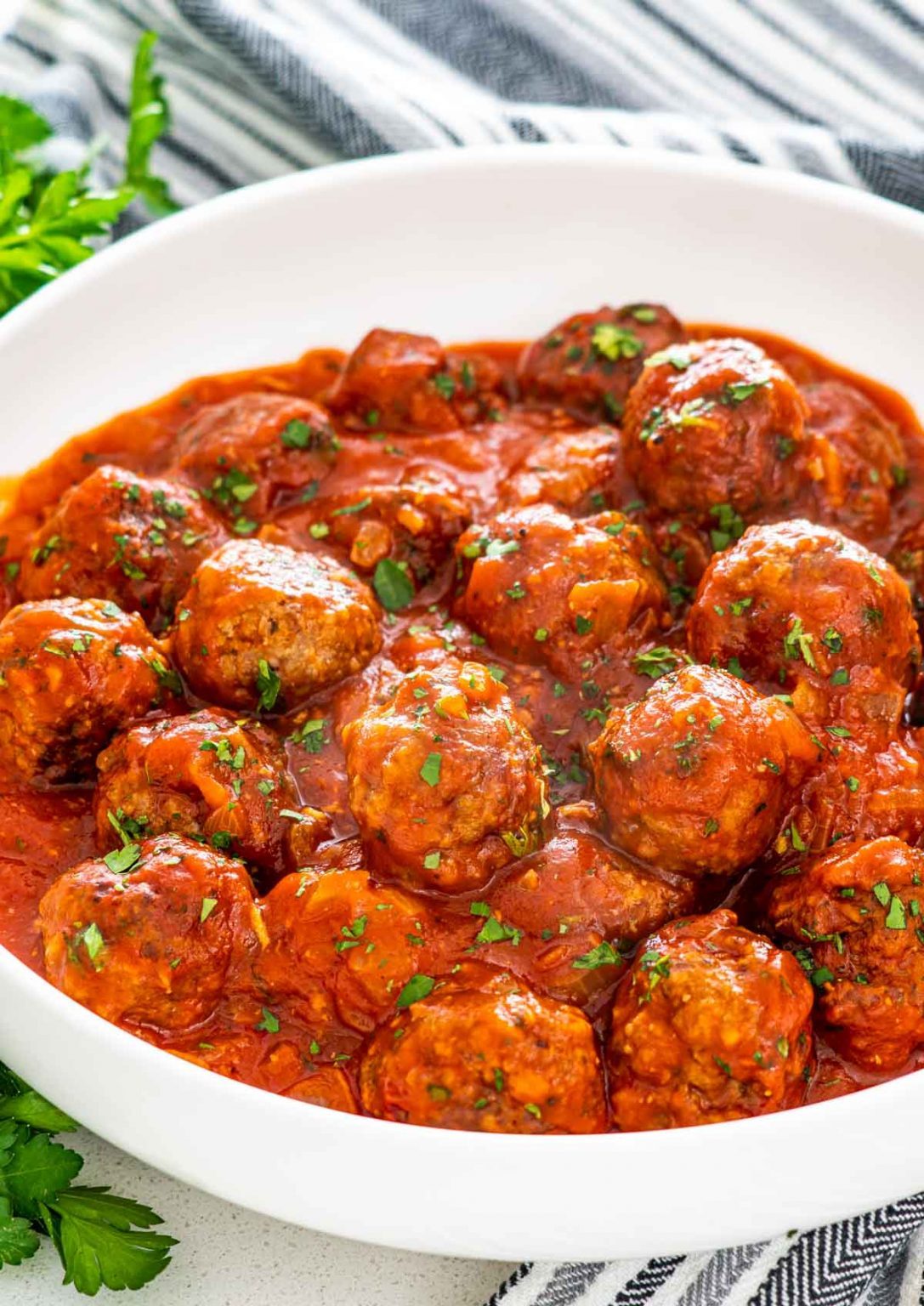 Italian Meatballs - Jo Cooks