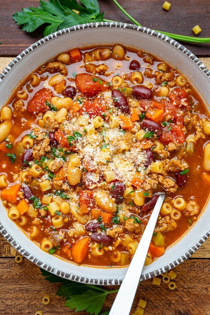 Pasta e Fagioli Soup - Italian Pasta and Bean Soup