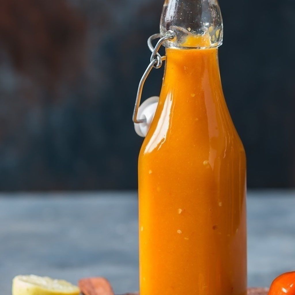 Sweet and Kickin' Mango-Habanero Hot Sauce