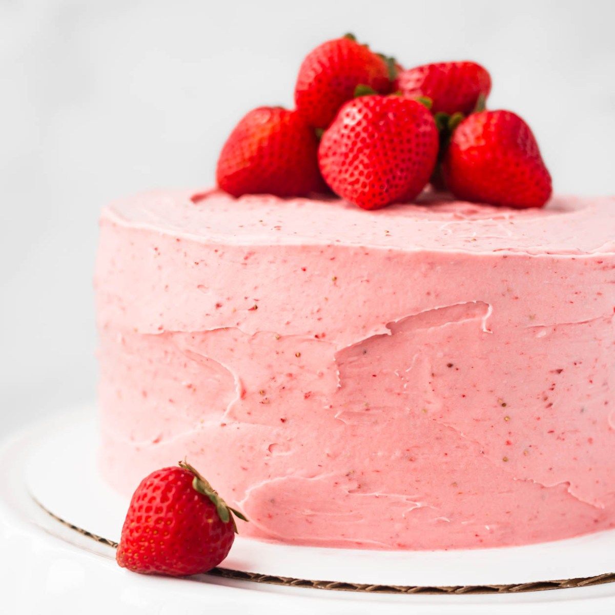 Strawberry Cake with Strawberry Frosting