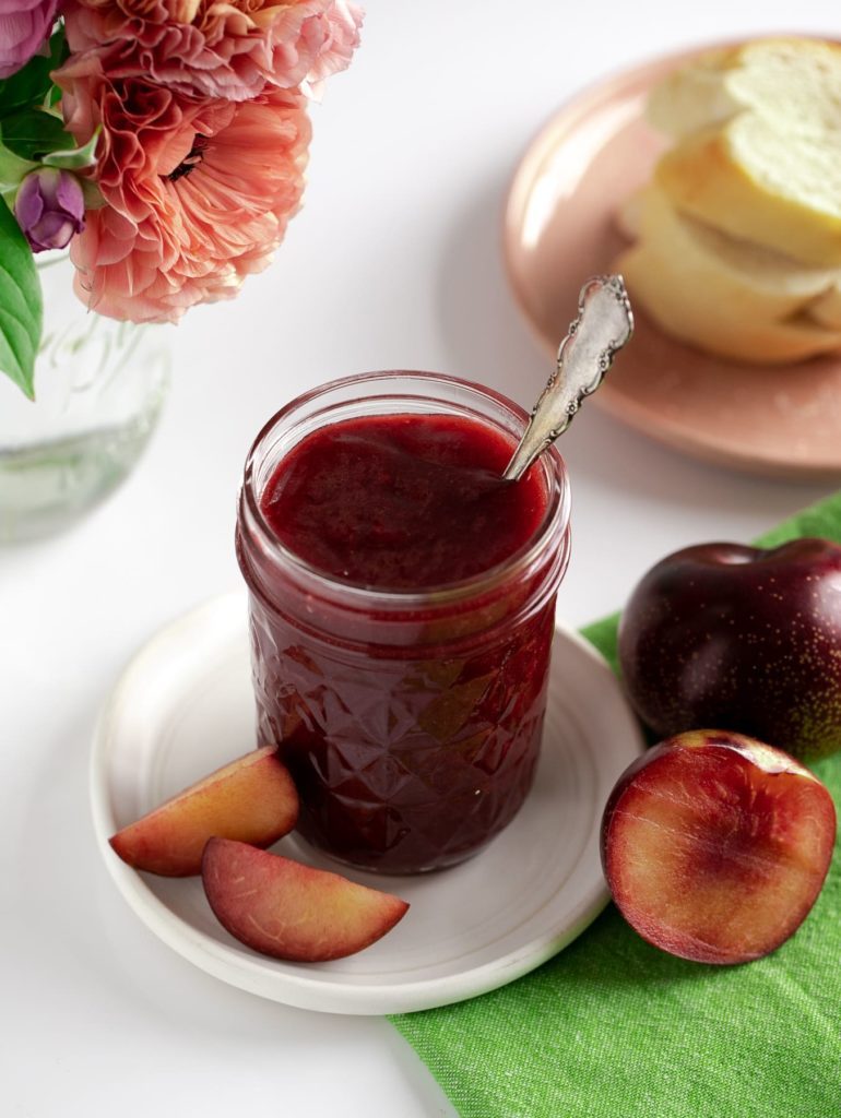 Easy Plum Butter in Mason Jar with Fresh Plums