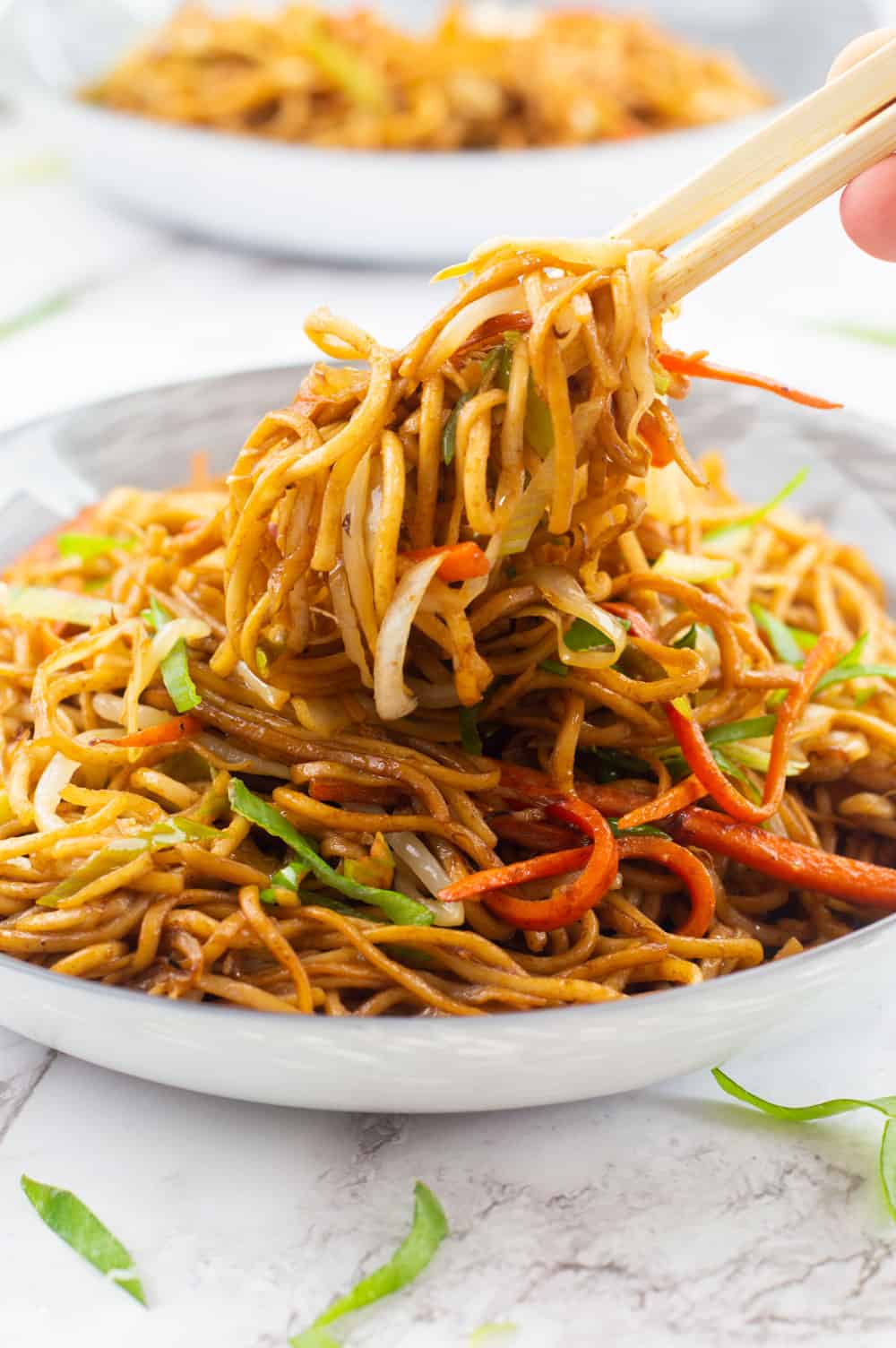 Delicious Vegan Vegetable Chow Mein