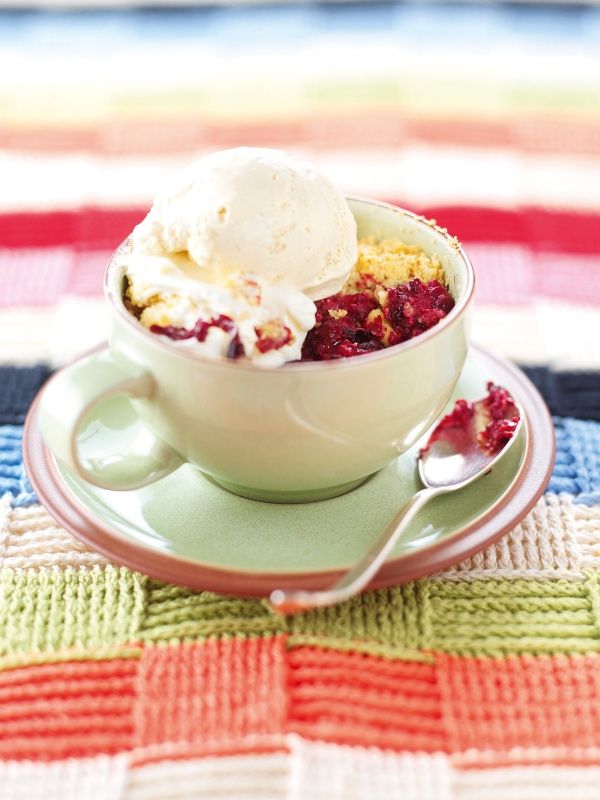 Single-serving Jumbleberry Crumble