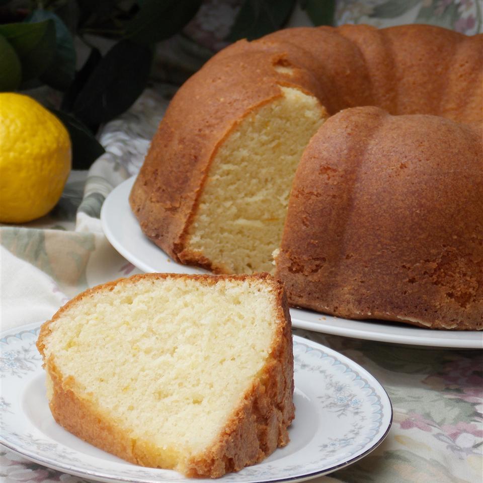 Grandma Ruby’s Lemony Buttermilk Pound Cake