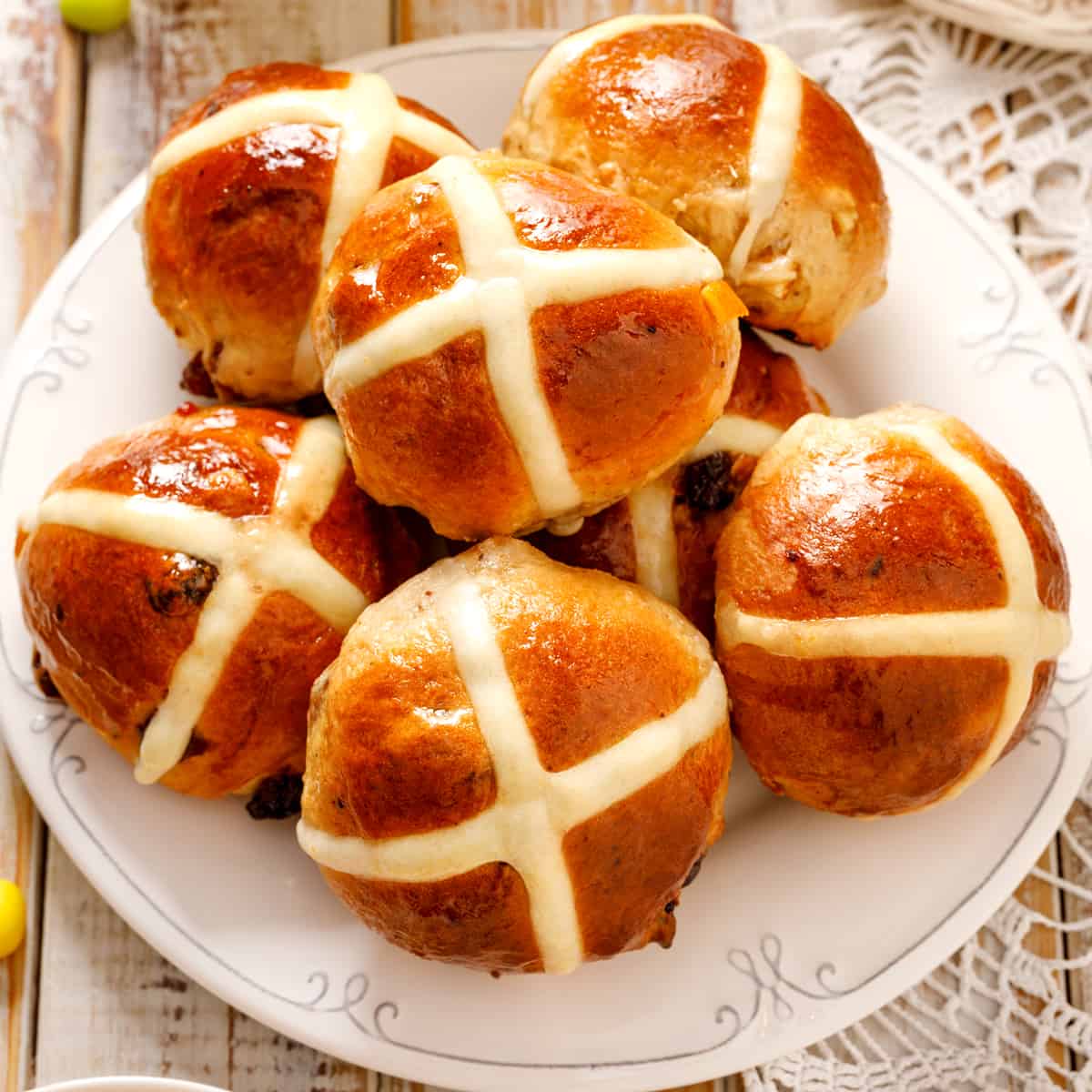 Traditional Hot Cross Buns