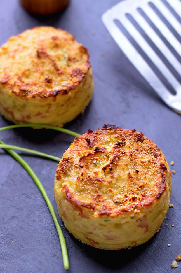 Oven Baked Mashed Potato Cakes