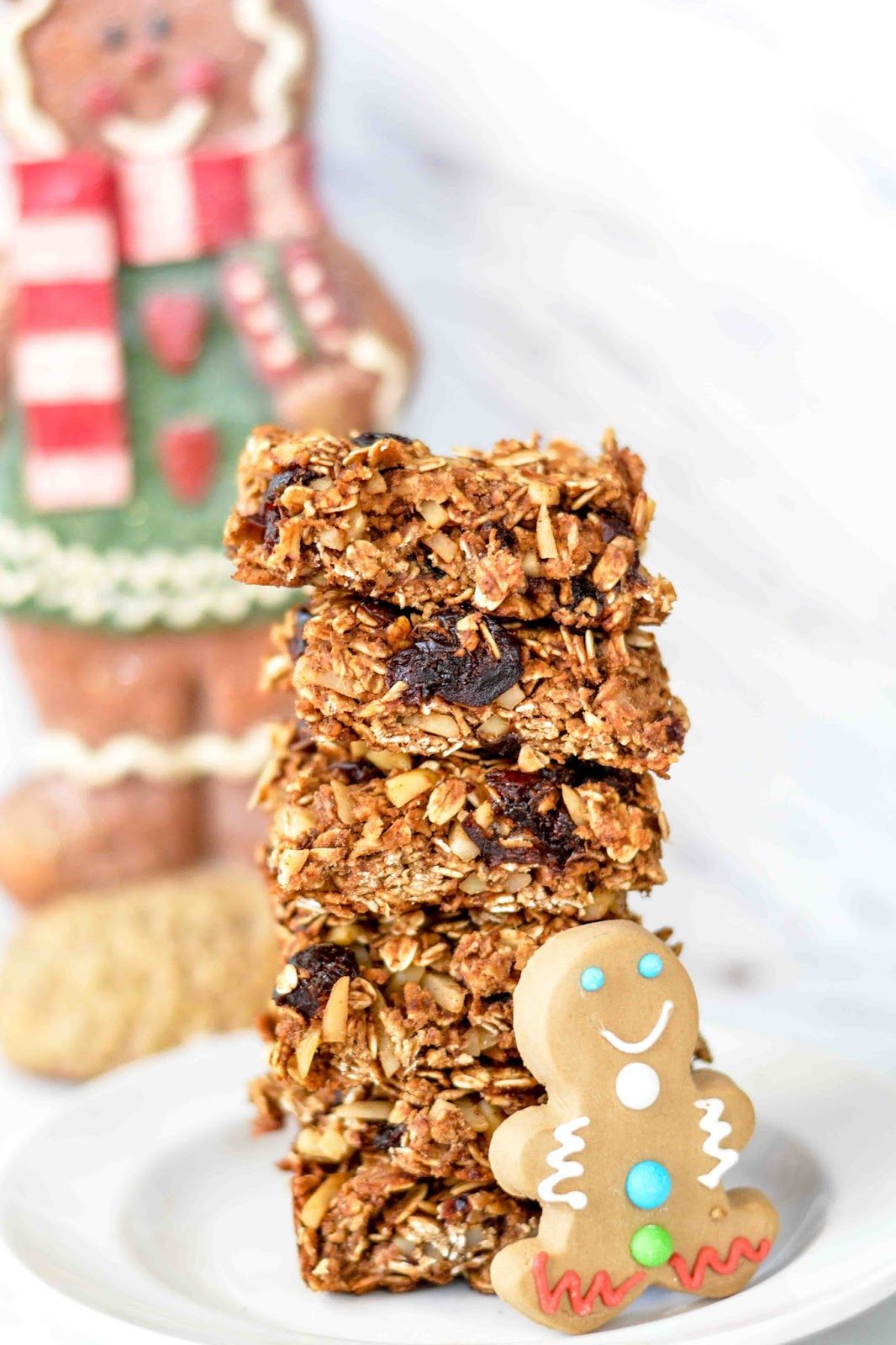 Gingerbread Granola Bars