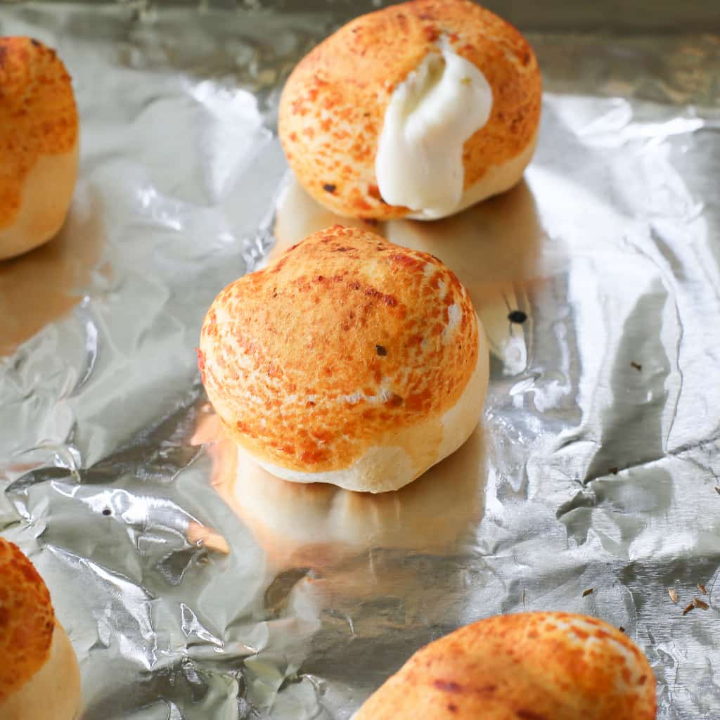 Mozzarella Puffs