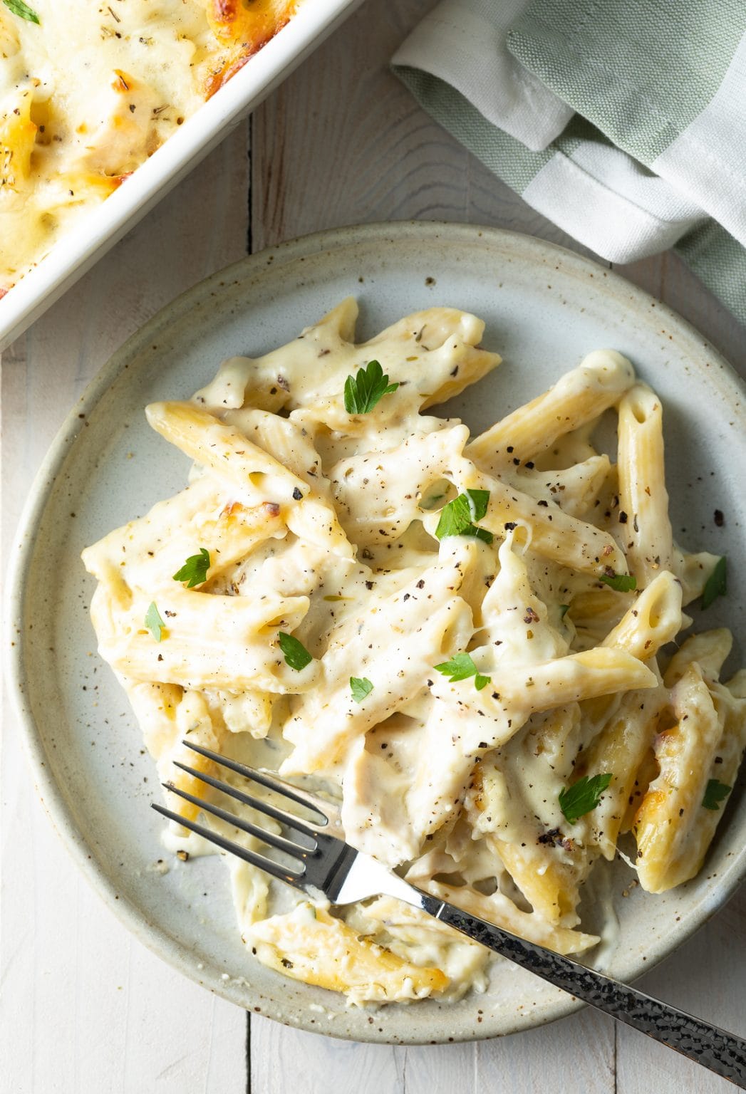 Cheesy Chicken Alfredo Pasta Bake