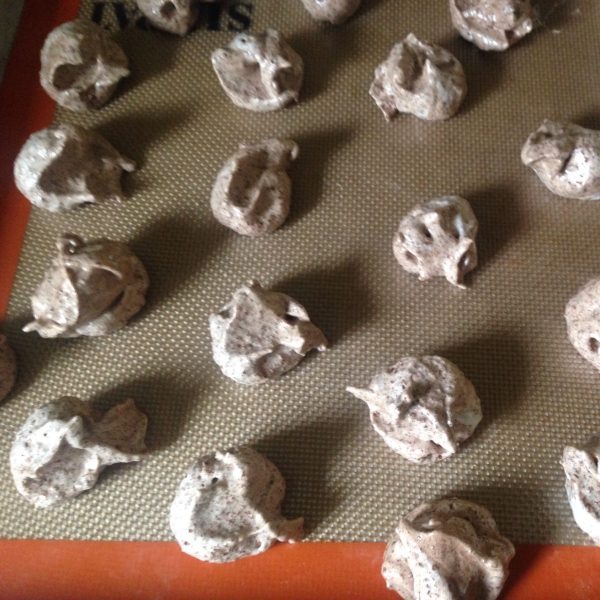 Schokoladenmakronen - Chocolate Meringues