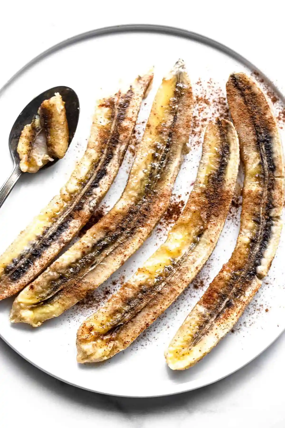 Baked Bananas from Food Faith Fitness